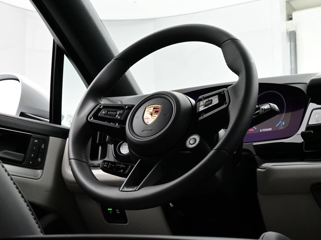 New 2026 Porsche Cayenne E-Hybrid Coupe AWD/4WD image 21