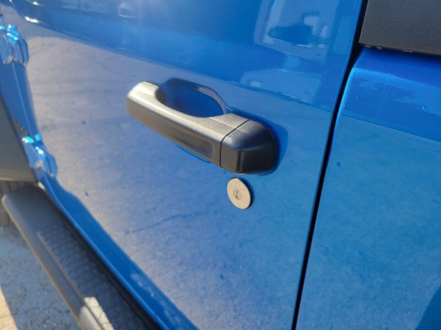 Used 2021 Jeep Wrangler Sport image 9