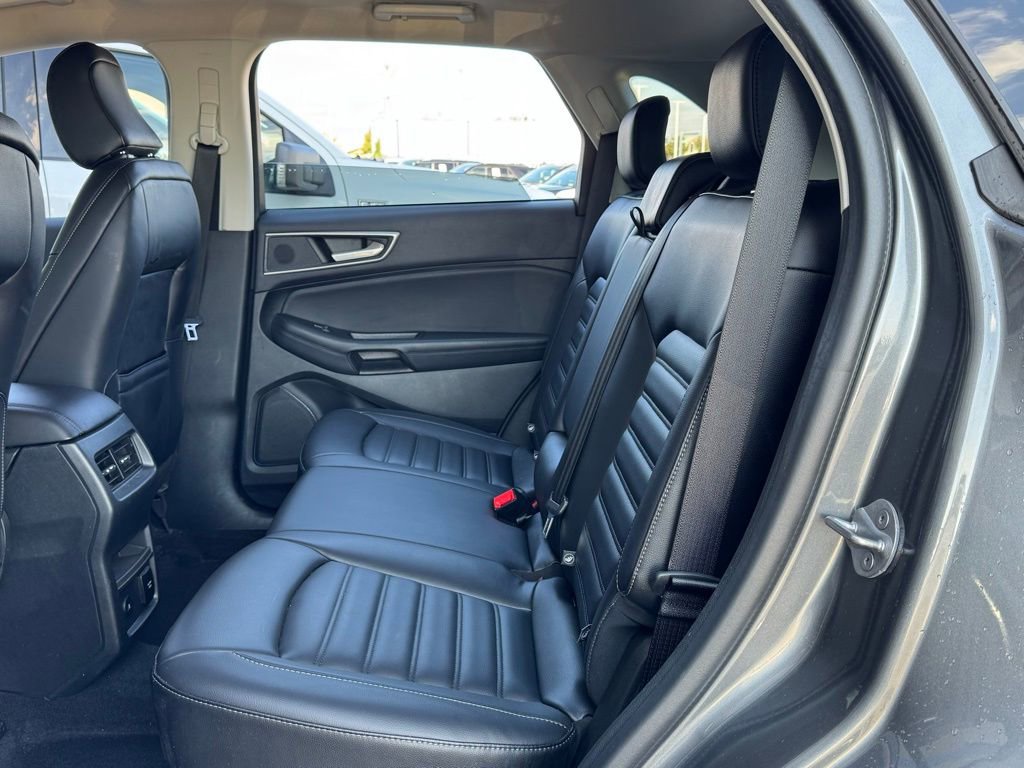 Used 2022 Ford Edge SEL w/ Convenience Package image 26