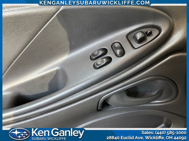 Used 2004 Ford Mustang Mach 1 image 11