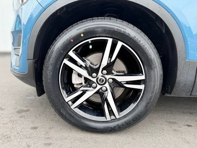 Used 2024 Volvo XC40 B5 Core AWD/4WD image 28