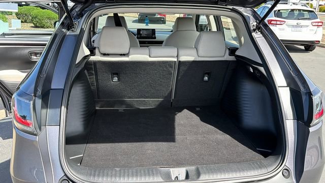 Used 2023 Honda HR-V LX image 13