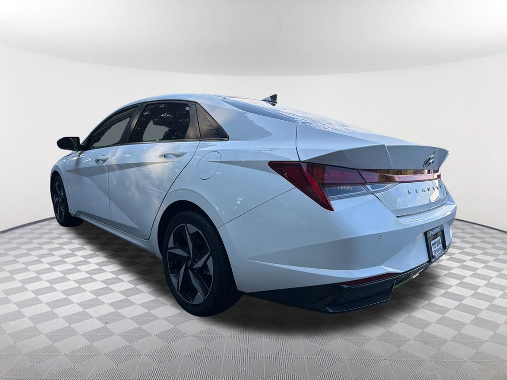 Used 2023 Hyundai Elantra Limited FWD image 7