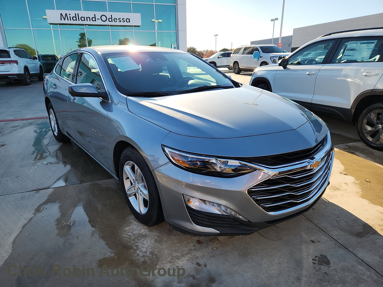 Used 2024 Chevrolet Malibu LT video 1