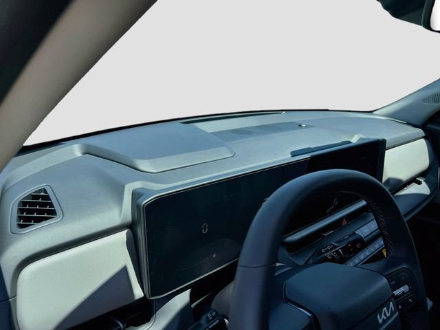New 2027 Kia Seltos S FWD image 9