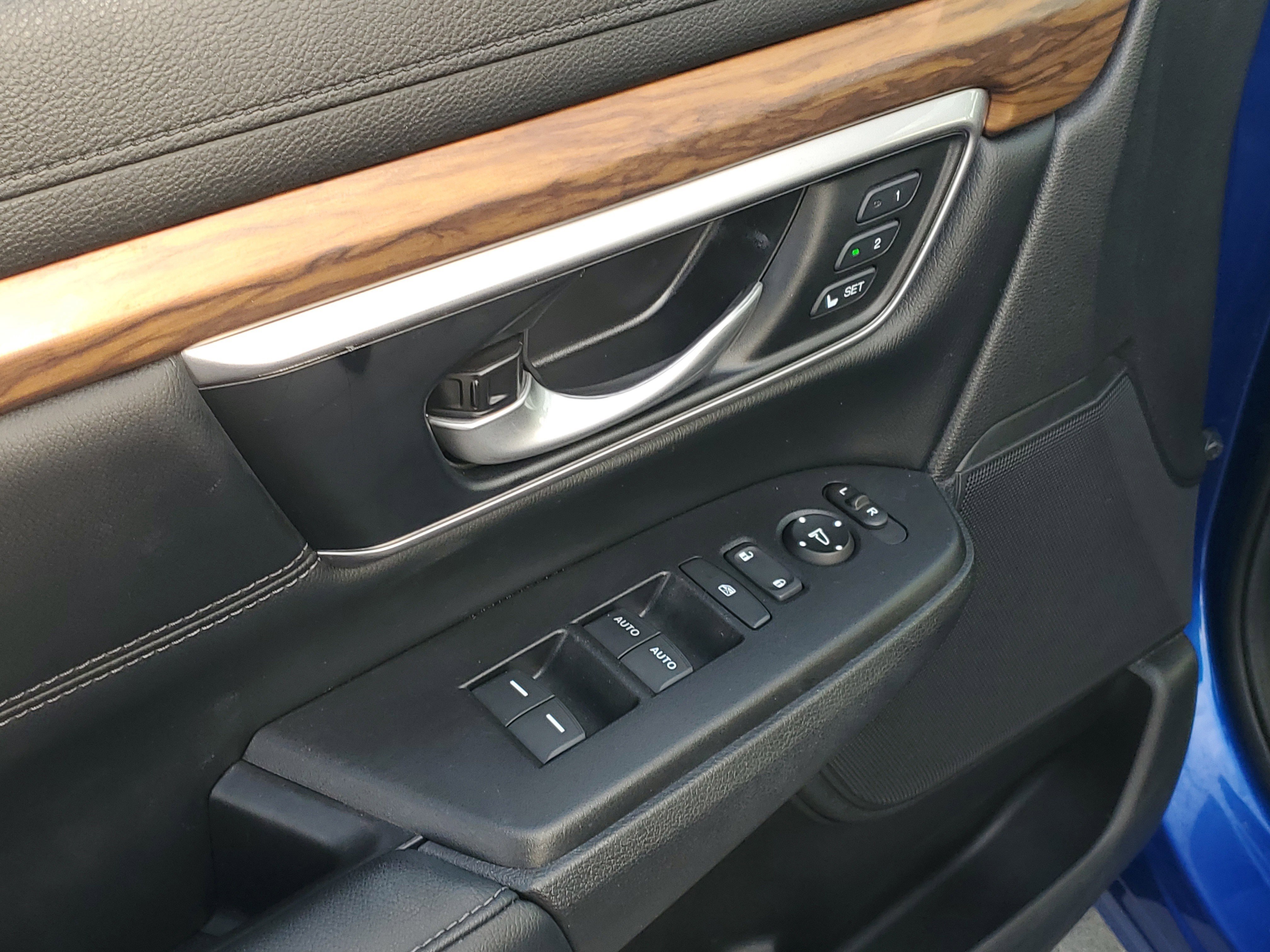 Used 2021 Honda CR-V Touring image 22
