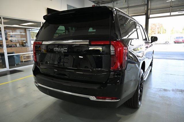 New 2026 GMC Yukon XL Elevation w/ Elevation Premium Package image 5