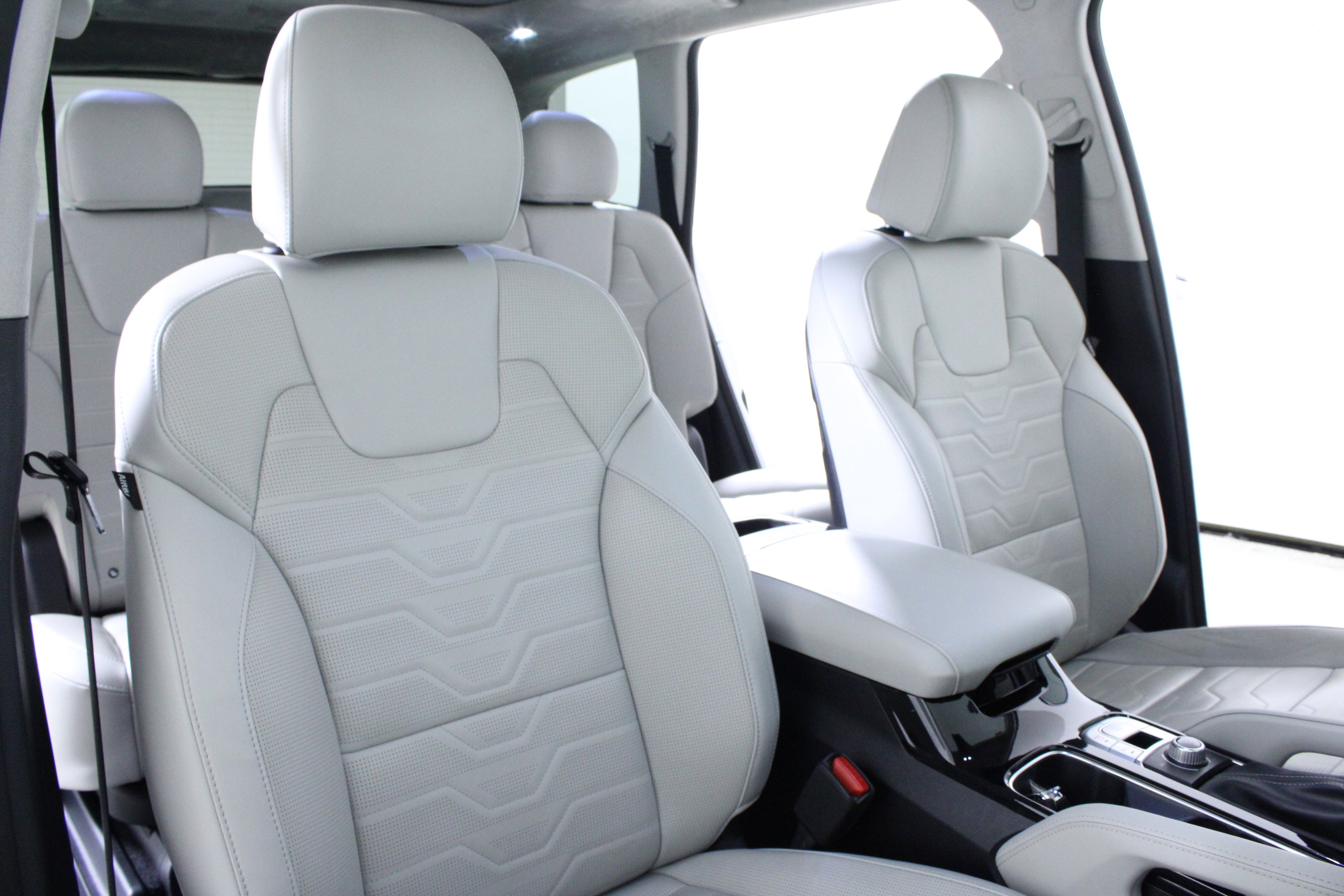 Used 2022 Kia Telluride SX w/ SX Prestige Package image 20