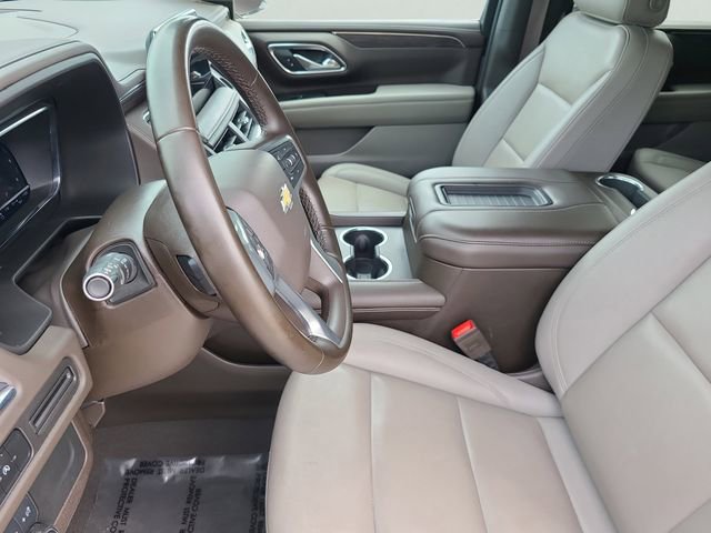 Used 2024 Chevrolet Suburban LT RWD image 24
