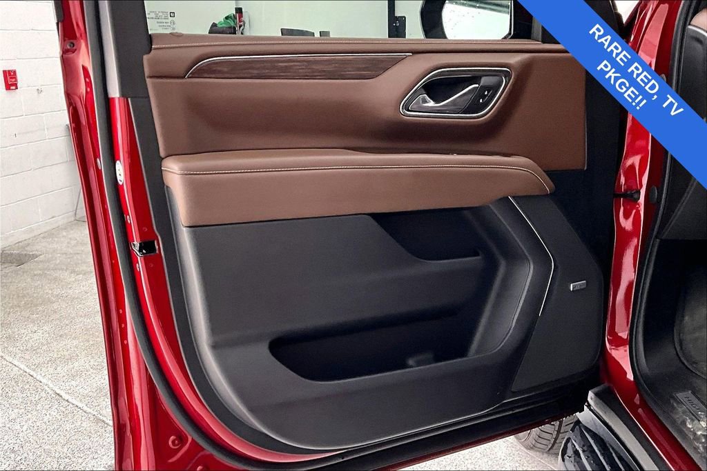 Used 2023 Chevrolet Tahoe High Country image 24