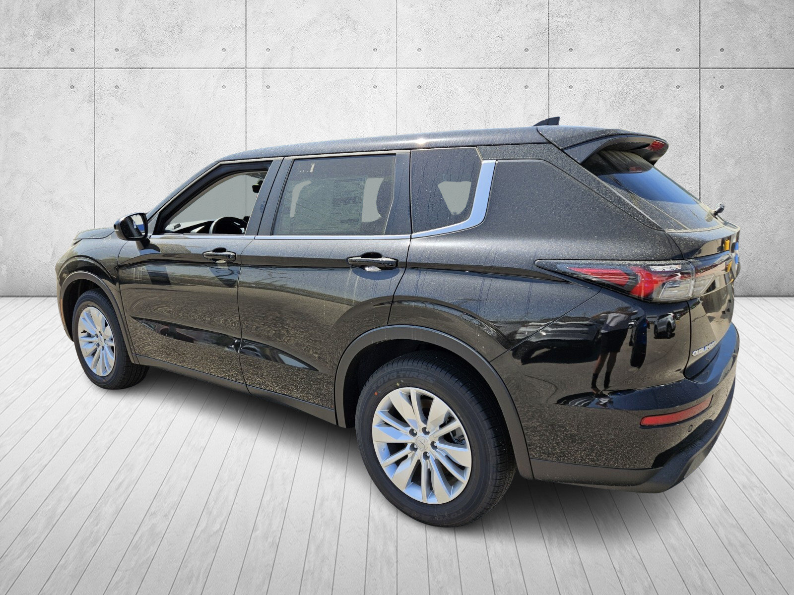 New 2026 Mitsubishi Outlander ES AWD/4WD image 5