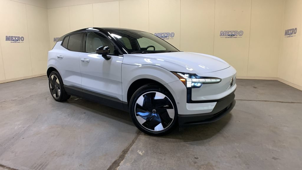 Used 2025 Volvo EX30 Ultra w/ Climate Package AWD/4WD image 1