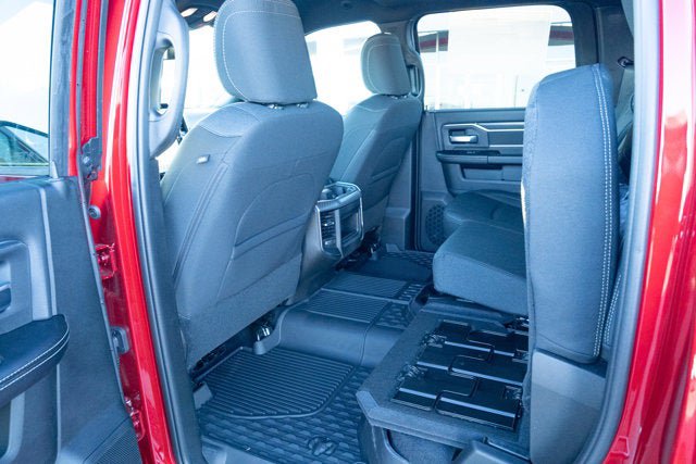 New 2026 RAM 3500 Big Horn AWD/4WD image 27