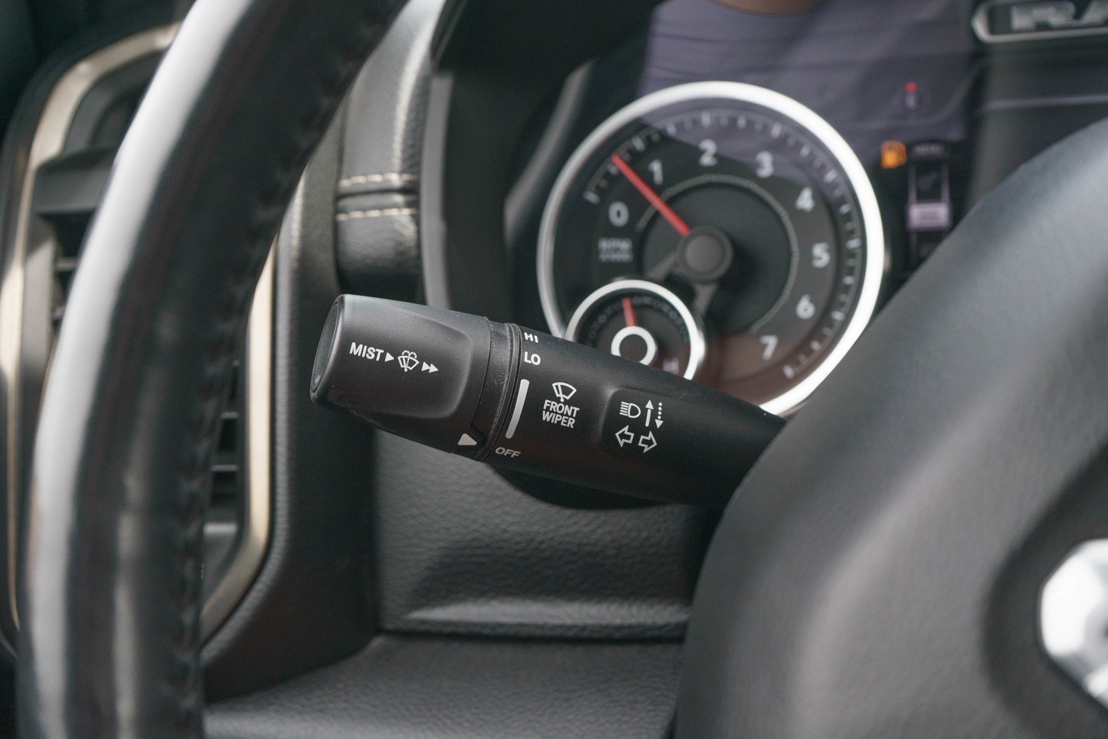 Used 2020 RAM 1500 Sport w/ Level 2 Equipment Goup w/2_L AWD/4WD image 24