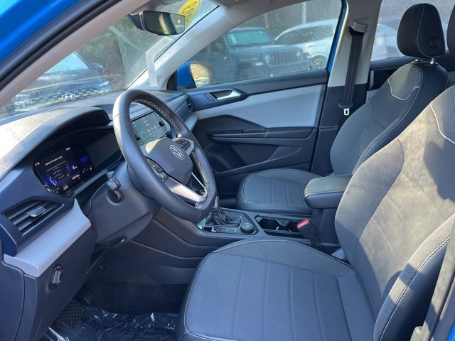 Used 2023 Volkswagen Taos SE image 7