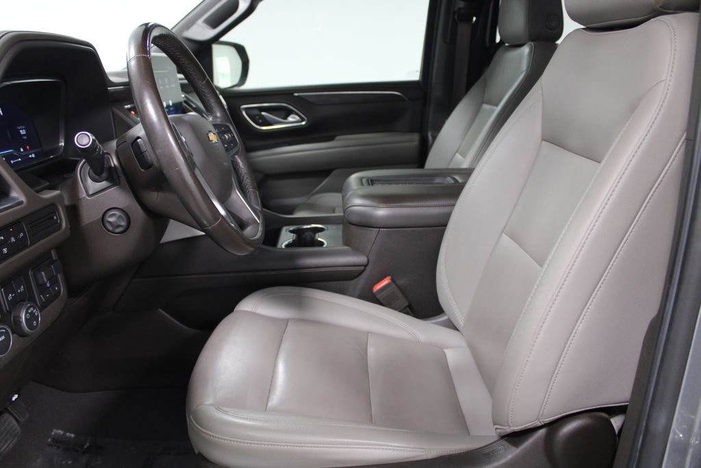 Used 2022 Chevrolet Tahoe LT w/ Luxury Package RWD image 22