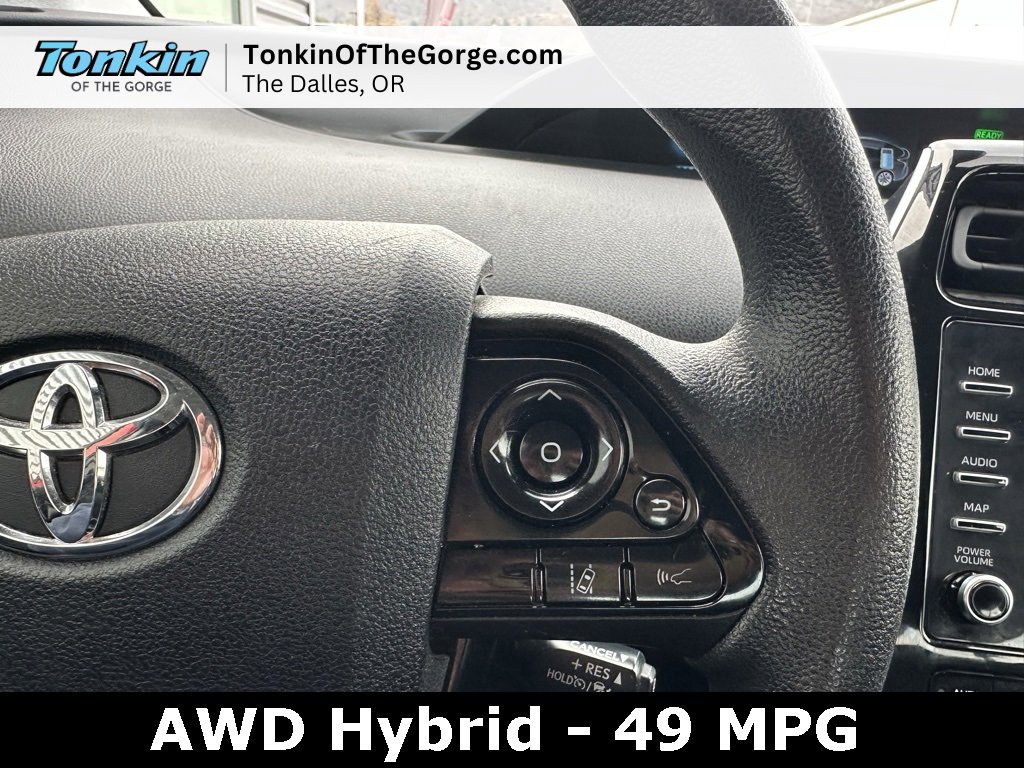 Used 2022 Toyota Prius LE image 17
