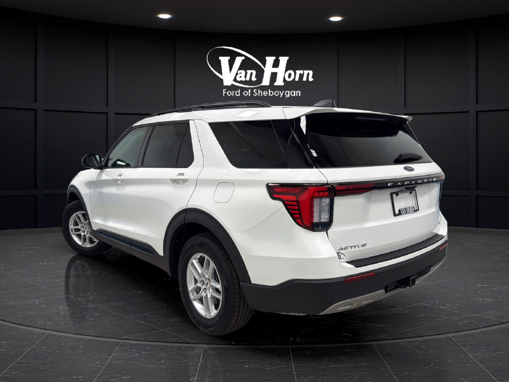 Used 2026 Ford Explorer Active w/ Active Comfort Package AWD/4WD image 5