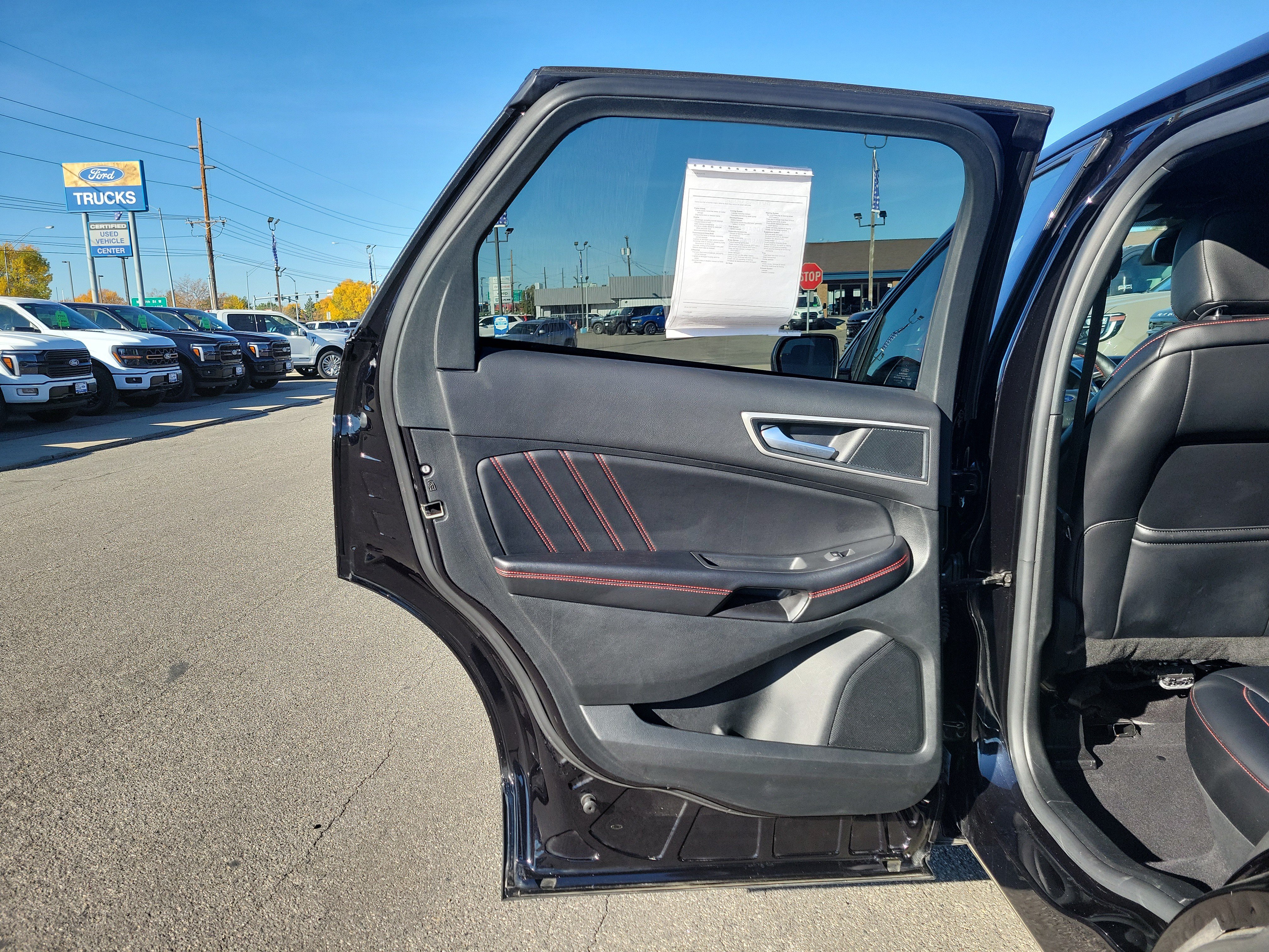 Certified 2024 Ford Edge ST-Line AWD/4WD image 10