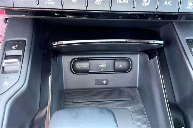Used 2021 Kia Telluride SX w/ SX Prestige Package AWD/4WD image 16