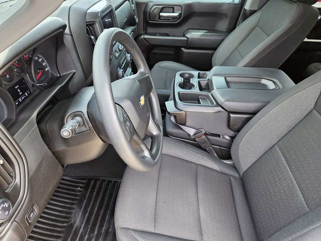 Used 2025 Chevrolet Silverado 1500 Custom AWD/4WD image 17