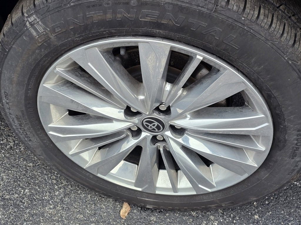 Used 2024 Toyota Grand Highlander Platinum image 11