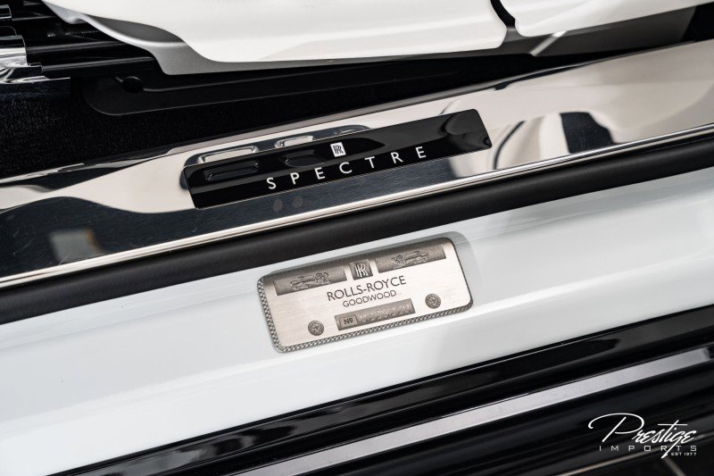 Used 2024 Rolls-Royce Spectre w/ Spectre Launch Package image 41