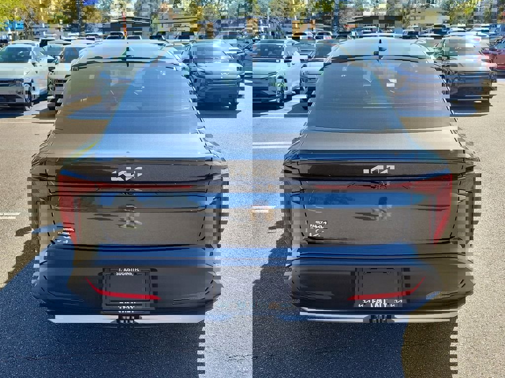 New 2026 Kia K4 LXS image 5