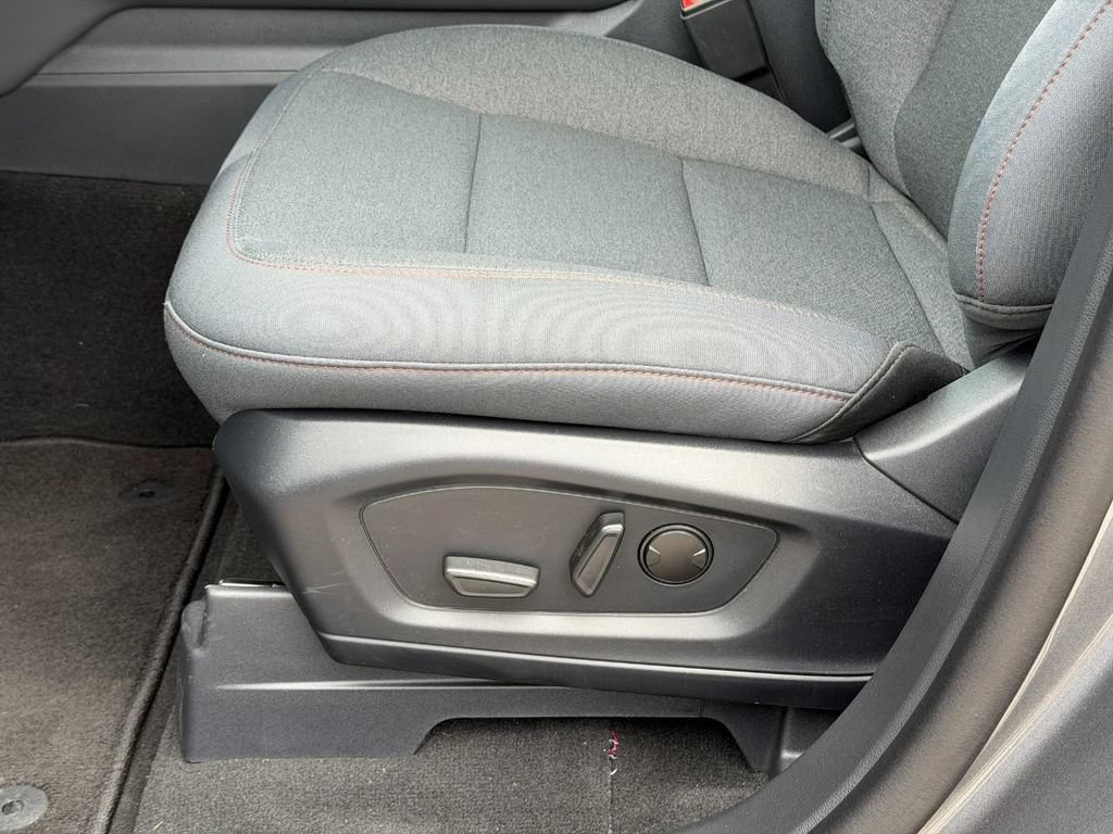 New 2026 Ford Explorer Active AWD/4WD image 10