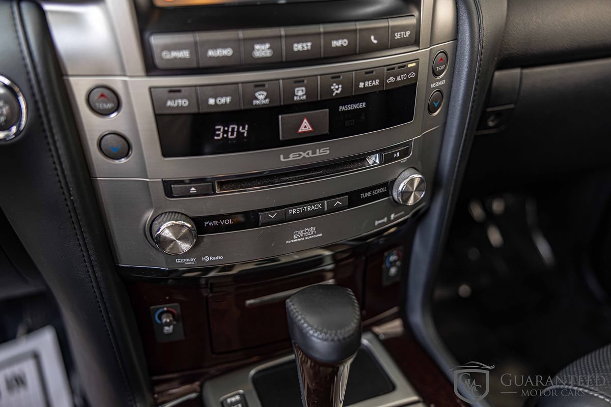 Used 2015 Lexus LX 570 4WD w/ Luxury Package image 31