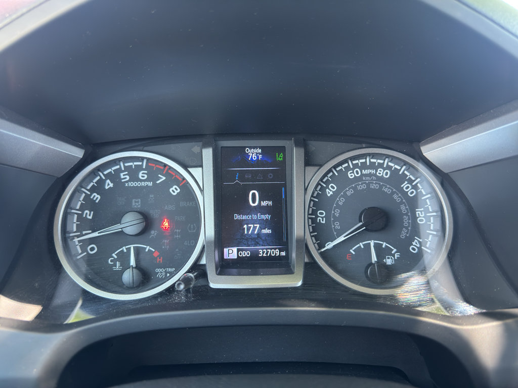 Certified 2022 Toyota Tacoma SR5 w/ Technology Package AWD/4WD image 13