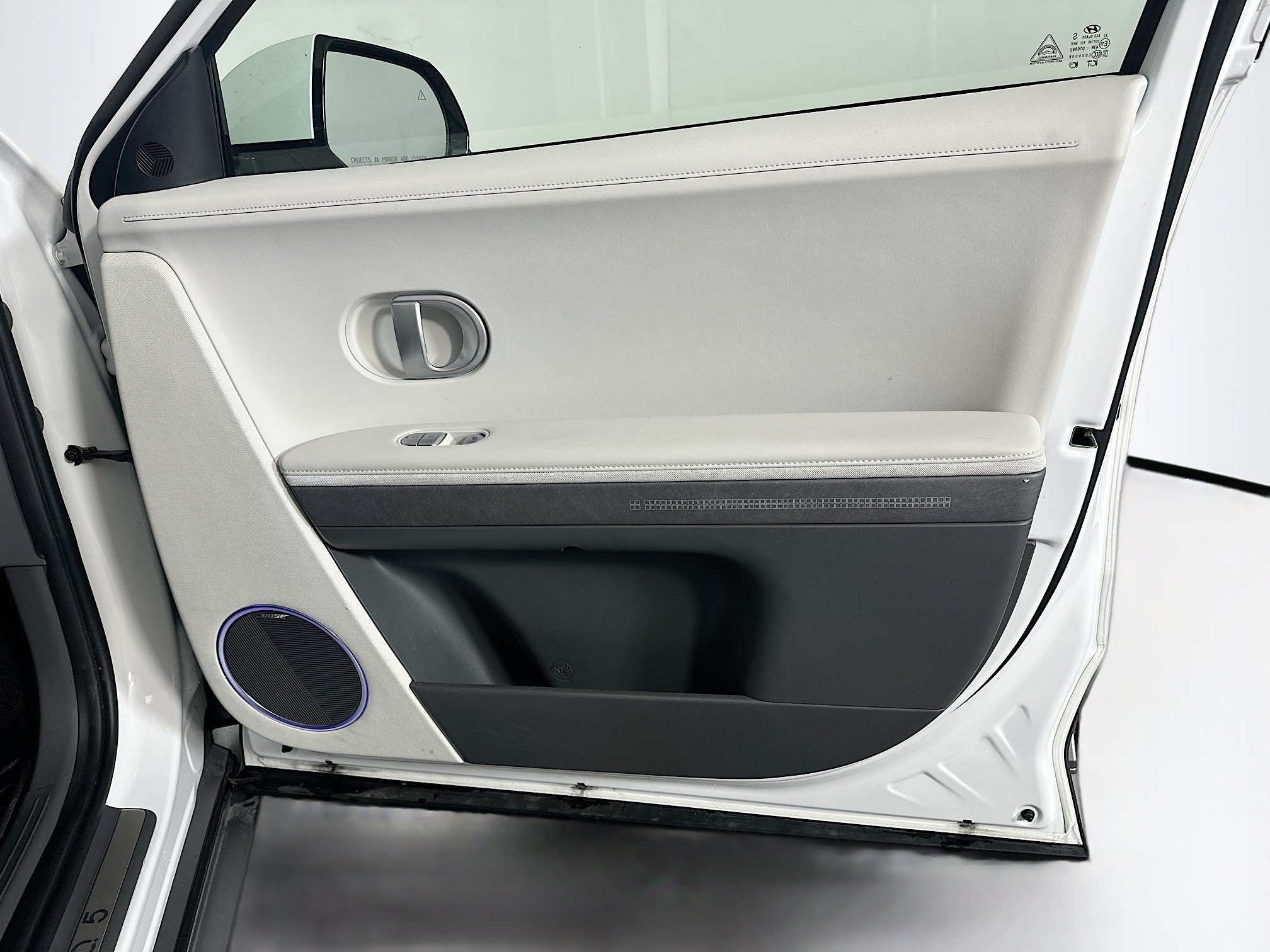 Used 2024 Hyundai Ioniq 5 Limited RWD image 34