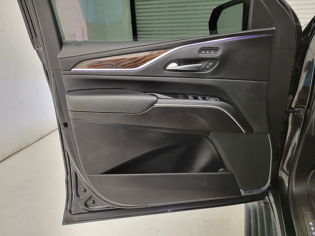 Used 2021 Cadillac Escalade Premium Luxury Platinum image 42