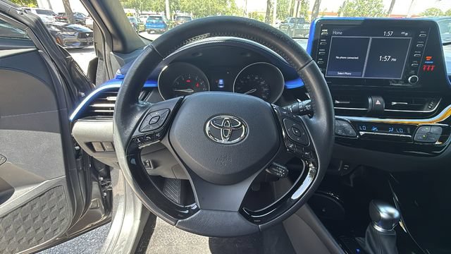 Used 2022 Toyota C-HR XLE FWD image 19