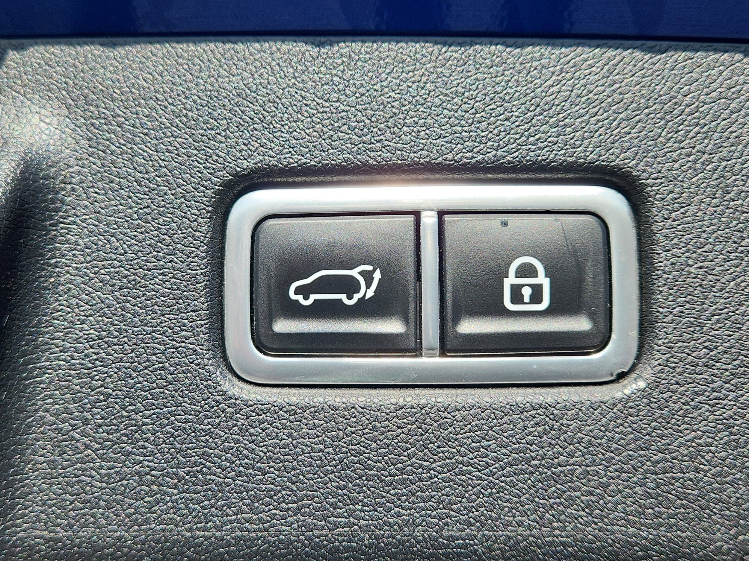 Used 2022 Kia Sorento EX AWD/4WD image 31