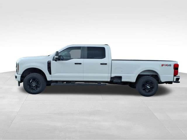 Certified 2024 Ford F250 XL w/ STX Appearance Package AWD/4WD image 11