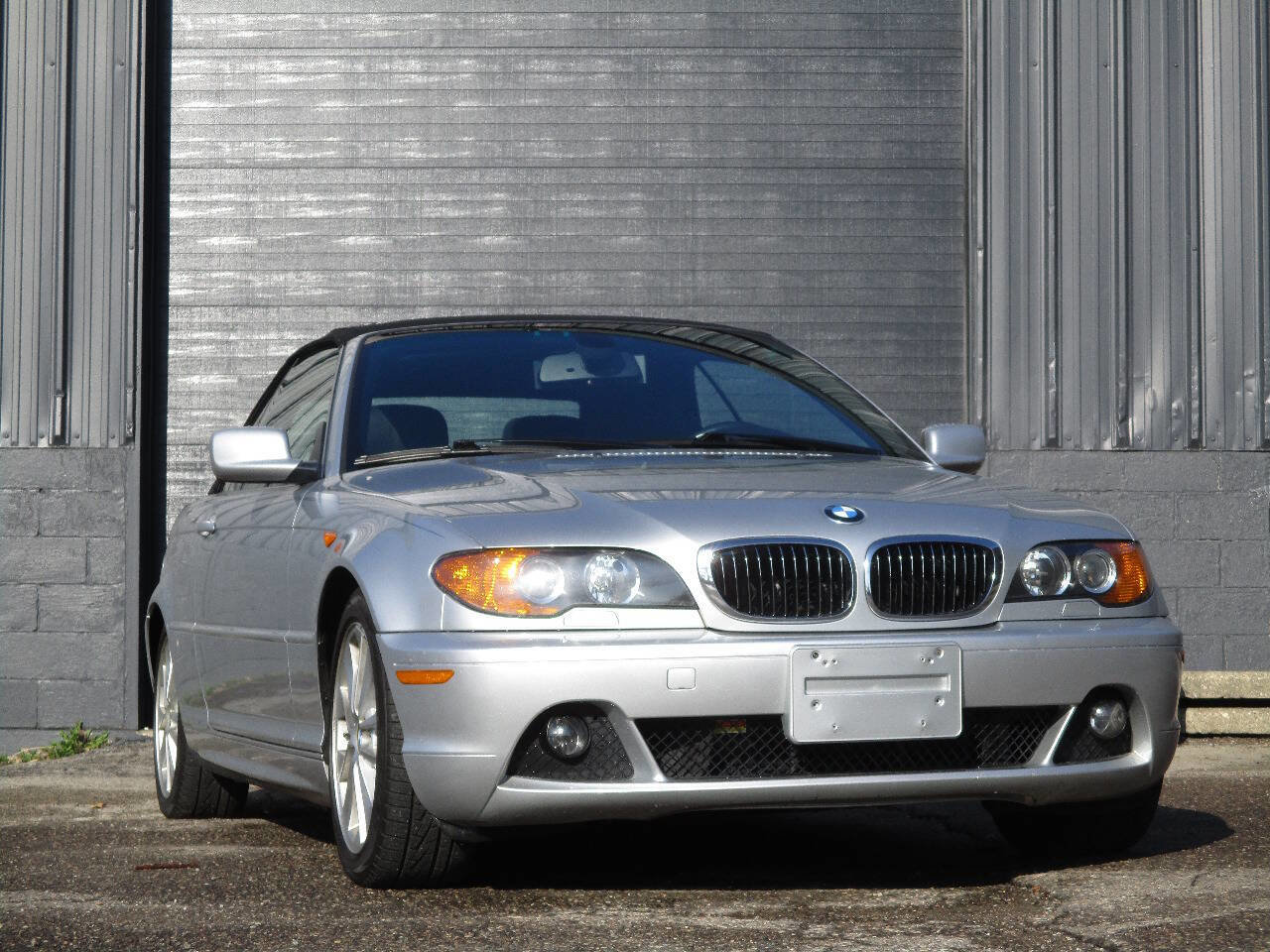 Used 2004 BMW 330Ci Convertible image 11
