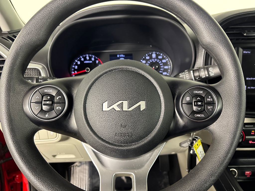 Used 2022 Kia Soul LX w/ Technology Package image 17