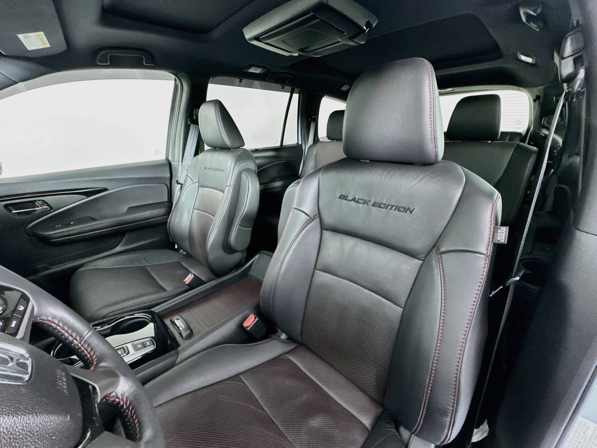Certified 2022 Honda Pilot Black Edition image 21