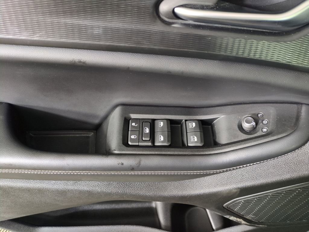 Used 2024 Jeep Grand Cherokee L Altitude image 14