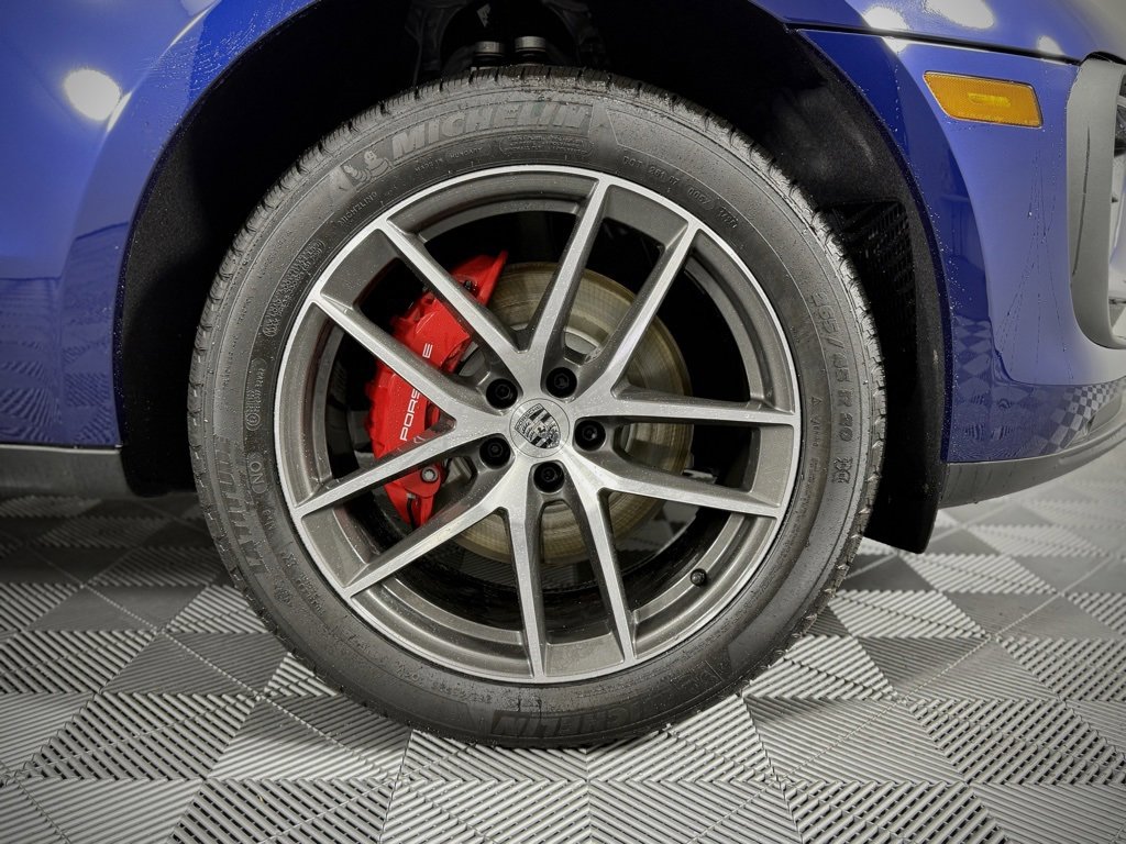 New 2026 Porsche Macan S image 17