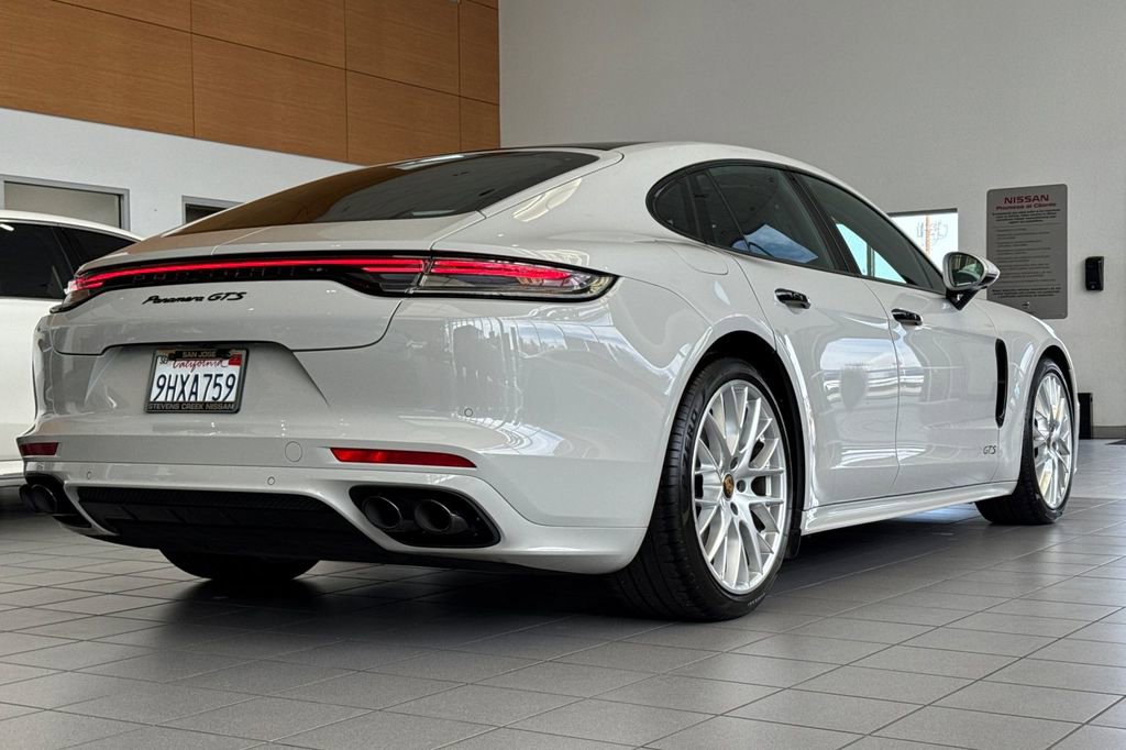 Used 2023 Porsche Panamera GTS AWD/4WD image 3