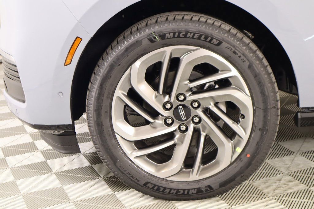 New 2025 Lincoln Navigator Reserve image 19