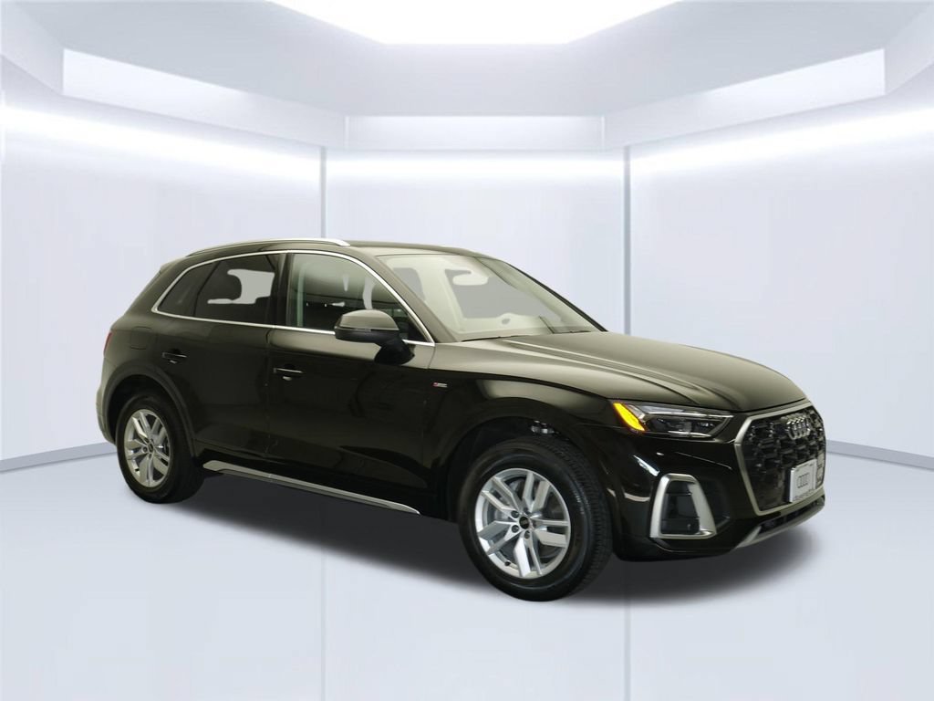 Certified 2023 Audi Q5 2.0T Premium w/ Convenience Package AWD/4WD image 10