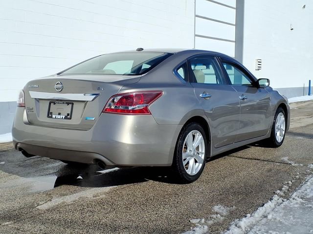 Used 2013 Nissan Altima 2.5 SV image 7