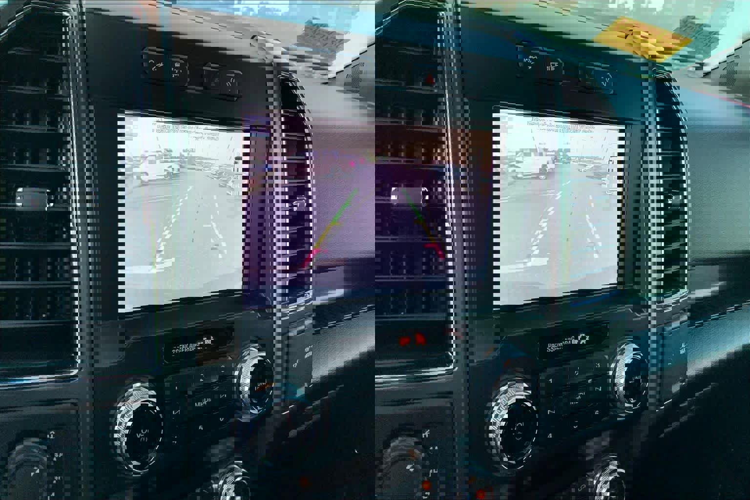 Used 2019 Ford F150 Lariat w/ Equipment Group 502A Luxury AWD/4WD image 28