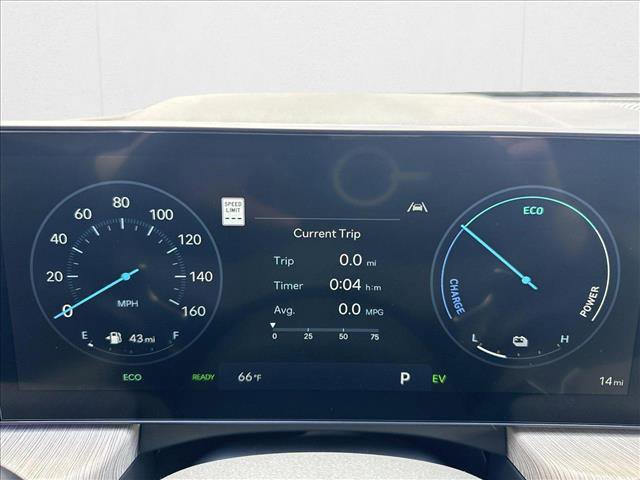 New 2025 Hyundai Sonata Limited image 11