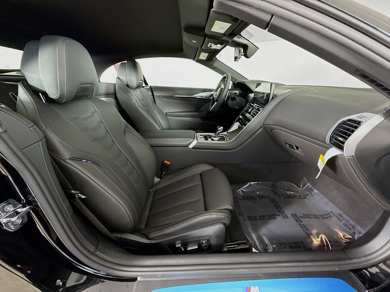 New 2026 BMW 840i Convertible w/ Comfort Seating Package RWD image 28