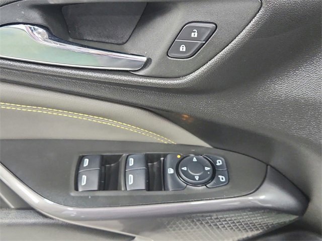 Used 2024 Chevrolet Trax ACTIV w/ Driver Confidence Package image 27