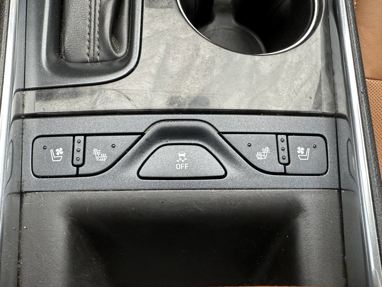 Used 2014 Chevrolet Impala LTZ image 24